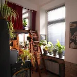 Cozy And Quiet Loft With Private Garden In A Lively Neighbourhood